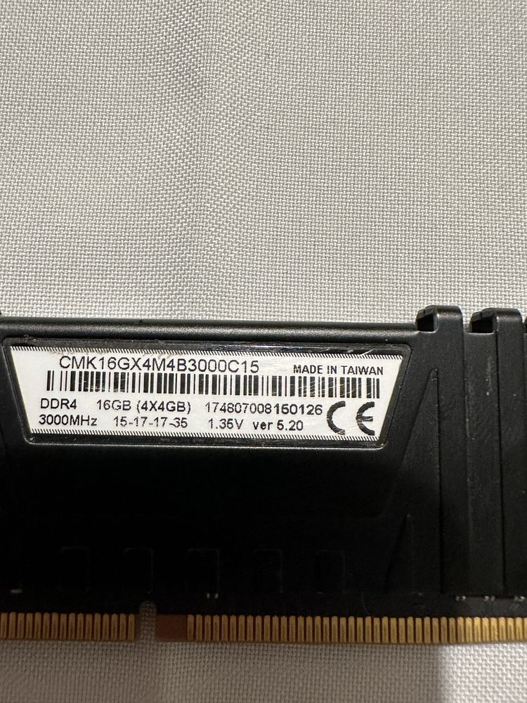 Pamieć ram 4gb corsair Vengeance LPX DDR4