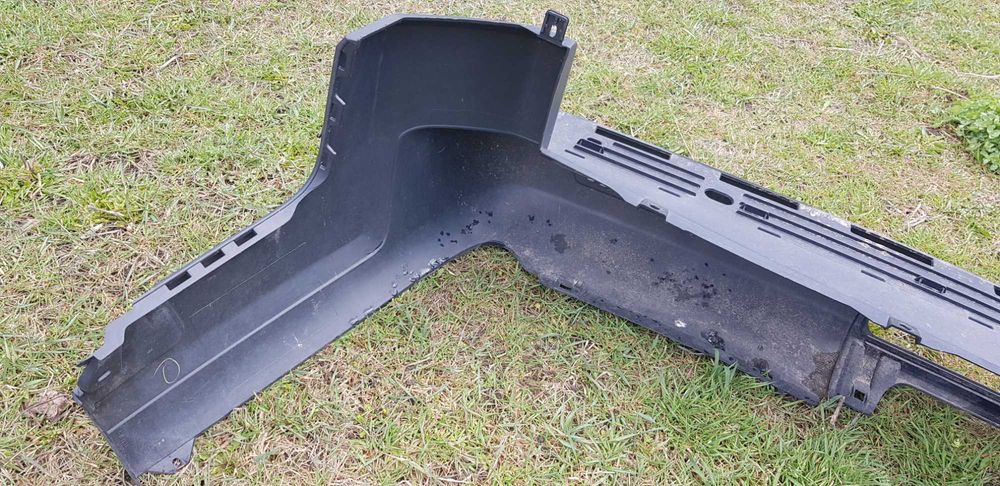 zderzak tył Land Rover Discovery 4 IV