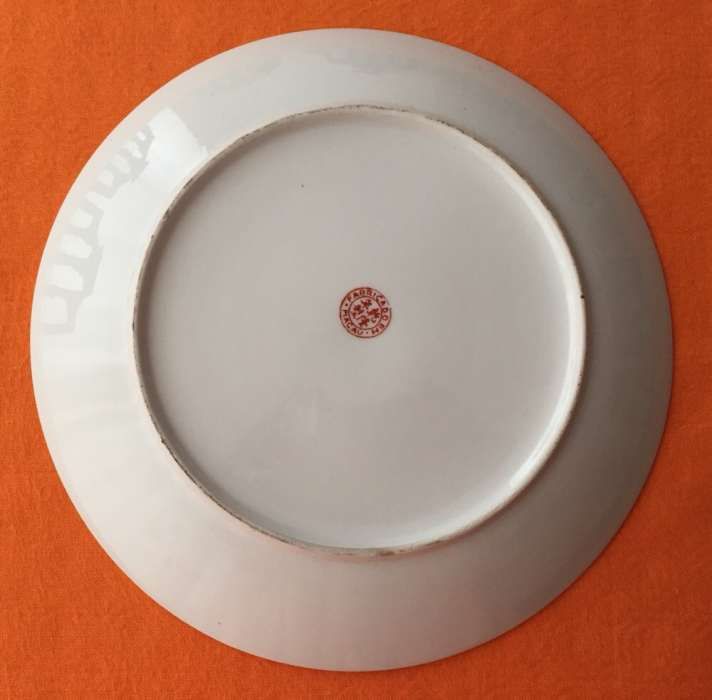 Prato Decorativo em Porcelana. Fabricado em Macau