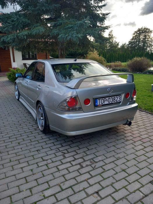 Sprzedam Lexus IS 200