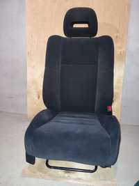 Крісло пасажирське Honda civic 4д 2007