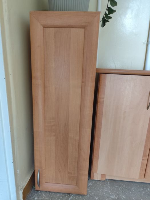 Szafka wisząca na sprzedaż