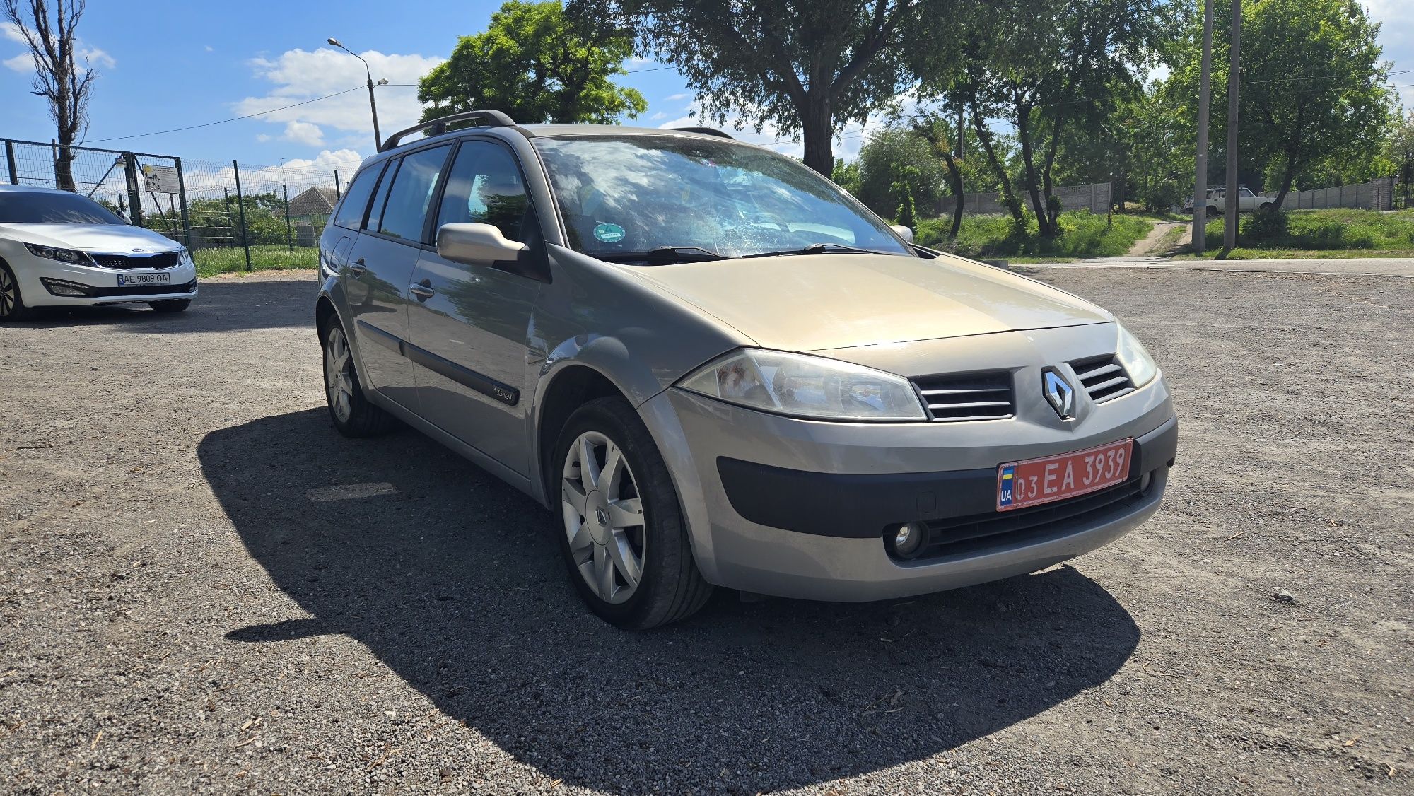 Renault Megan 1.6 бензин клімат холодить