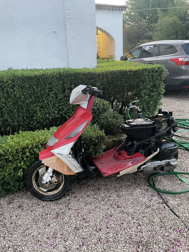 Yamaha target 50 para peças