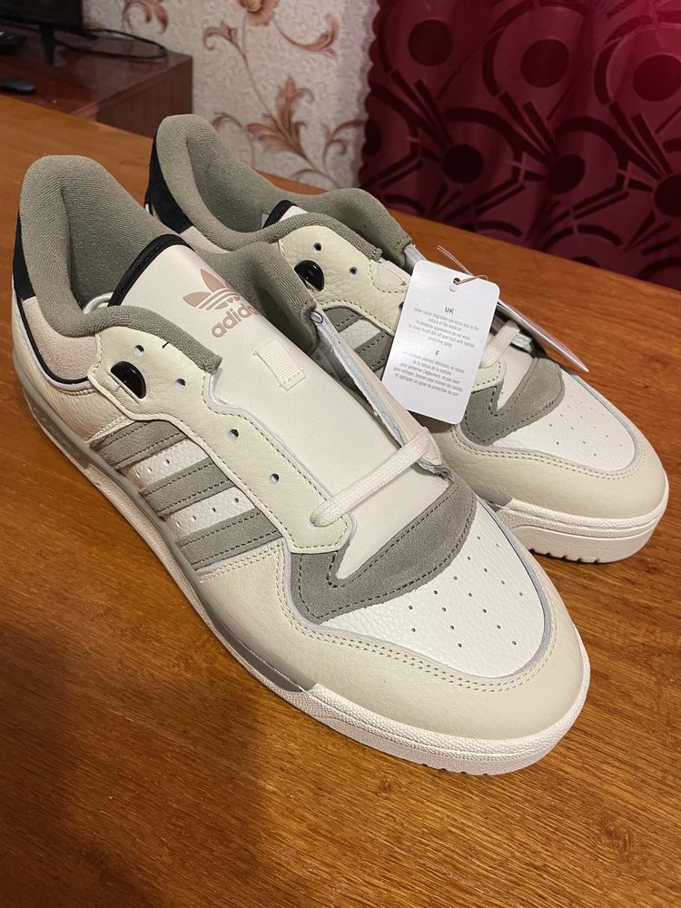 Кросівки Adidas Rivalry 86 Low IE7171 12US