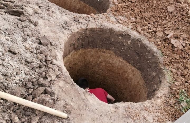 Септик с бетонних кілець, каналізація. Доставка, копка ями, монтаж.