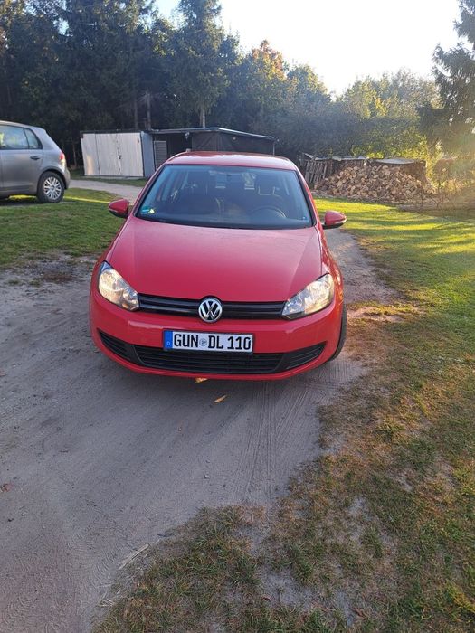 Sprzedam ładnego golfika 1.4 mpi sprawns klima