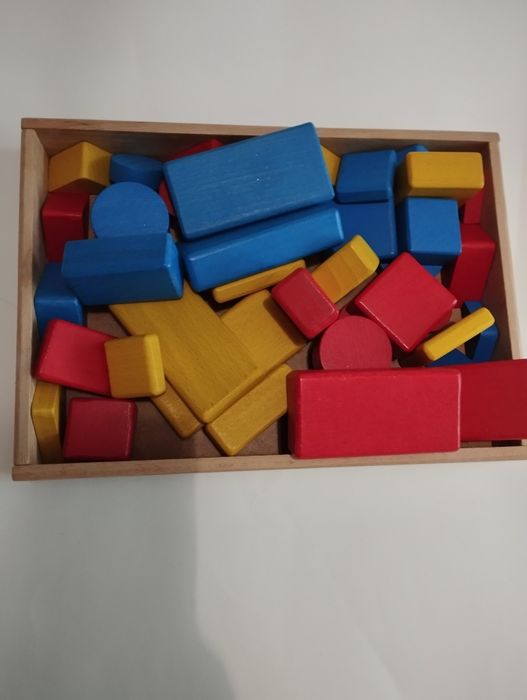 Блоки Д'єнеша, кубики