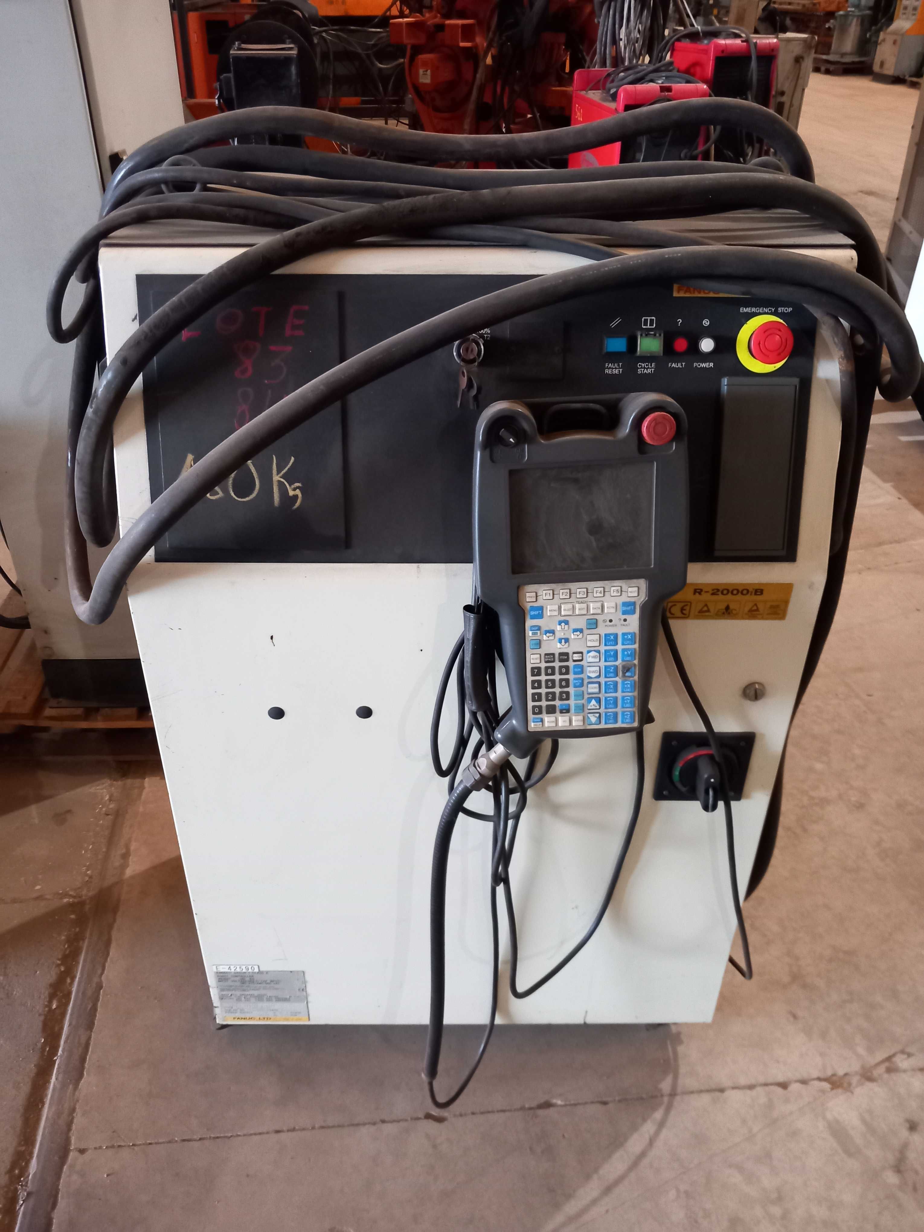 Robot de soldadura por resistência FANUC R-2000IB 210F