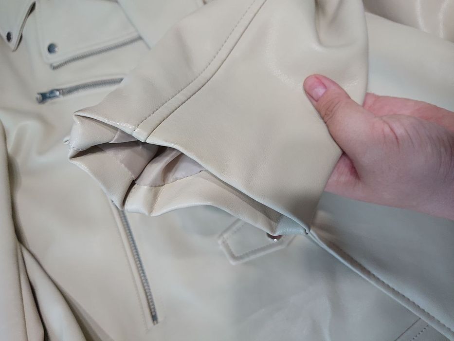 Байкерська куртка Stradivarius оверсайз зі штучної шкіри, розмір L