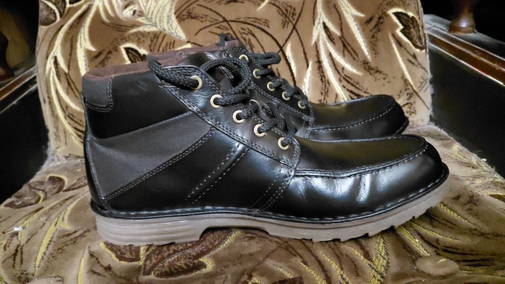 Продам ботинки Clarks, 43 размер