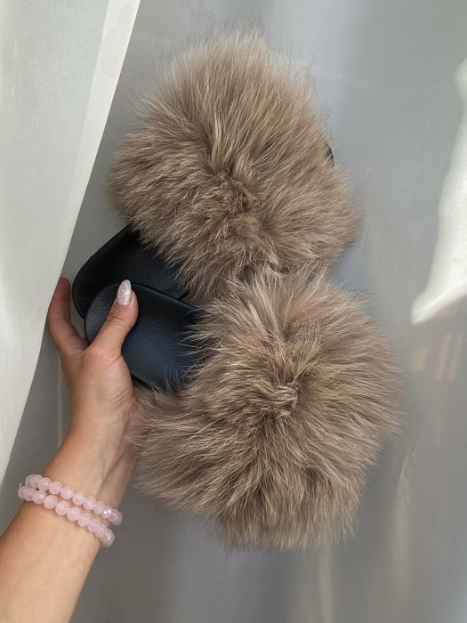 Сезонний розпродаж!Неймовірні зручні пухнасті шльопки натуральне хутро