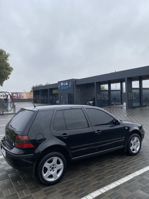 Golf 4 1999 року випуску