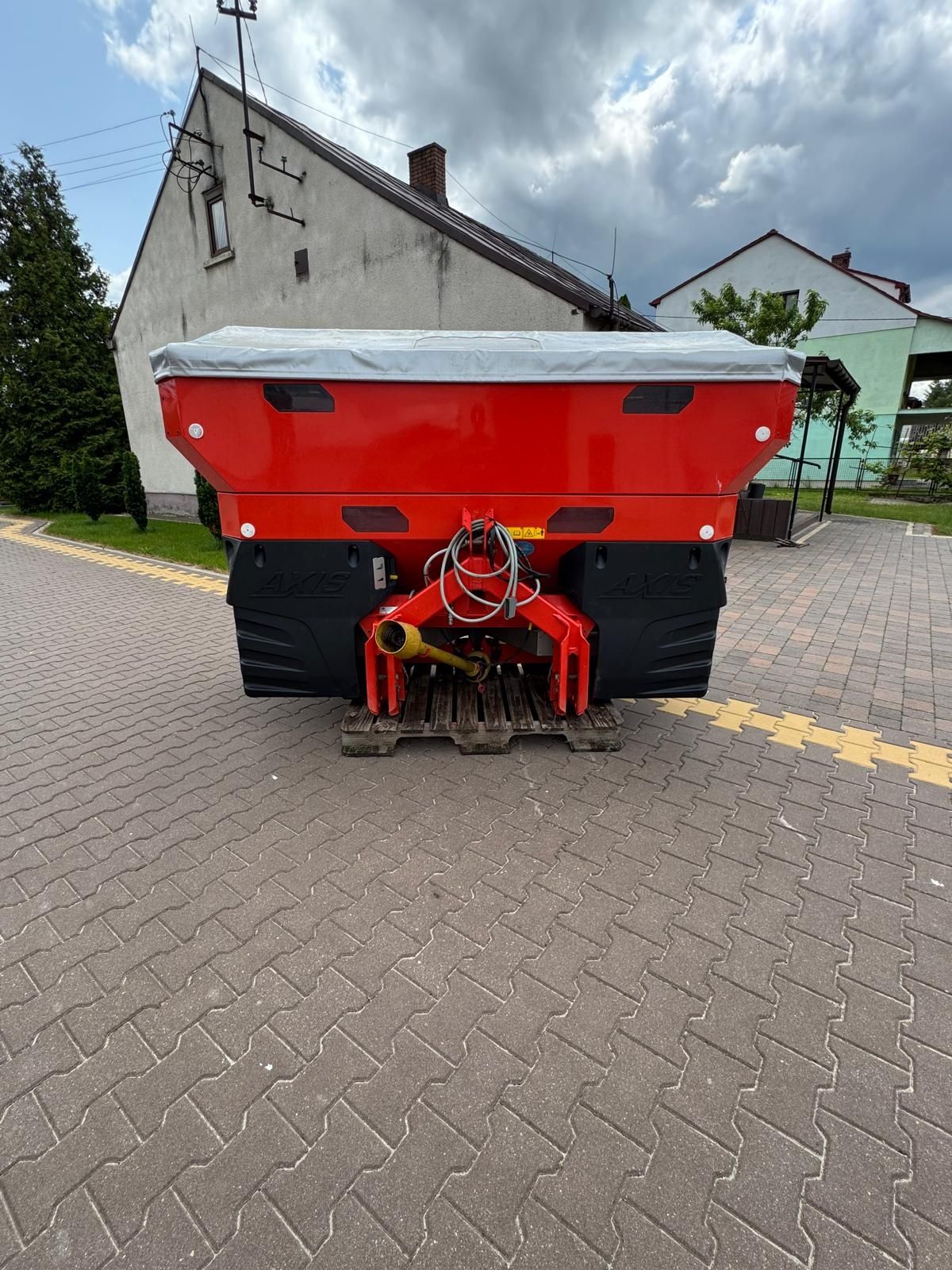 Kuhn Axis   40.1 W  IGŁA !!Dawkowanie Waga Rozsiewacz
