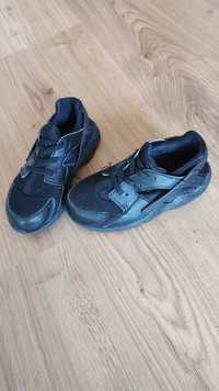 Dziecięce buty Nike Air Huarache, r.27