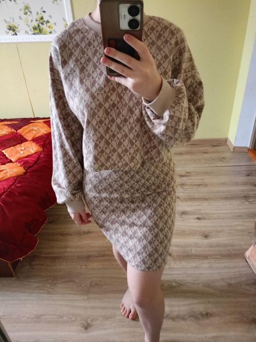 Класний костюм розмір 42-44