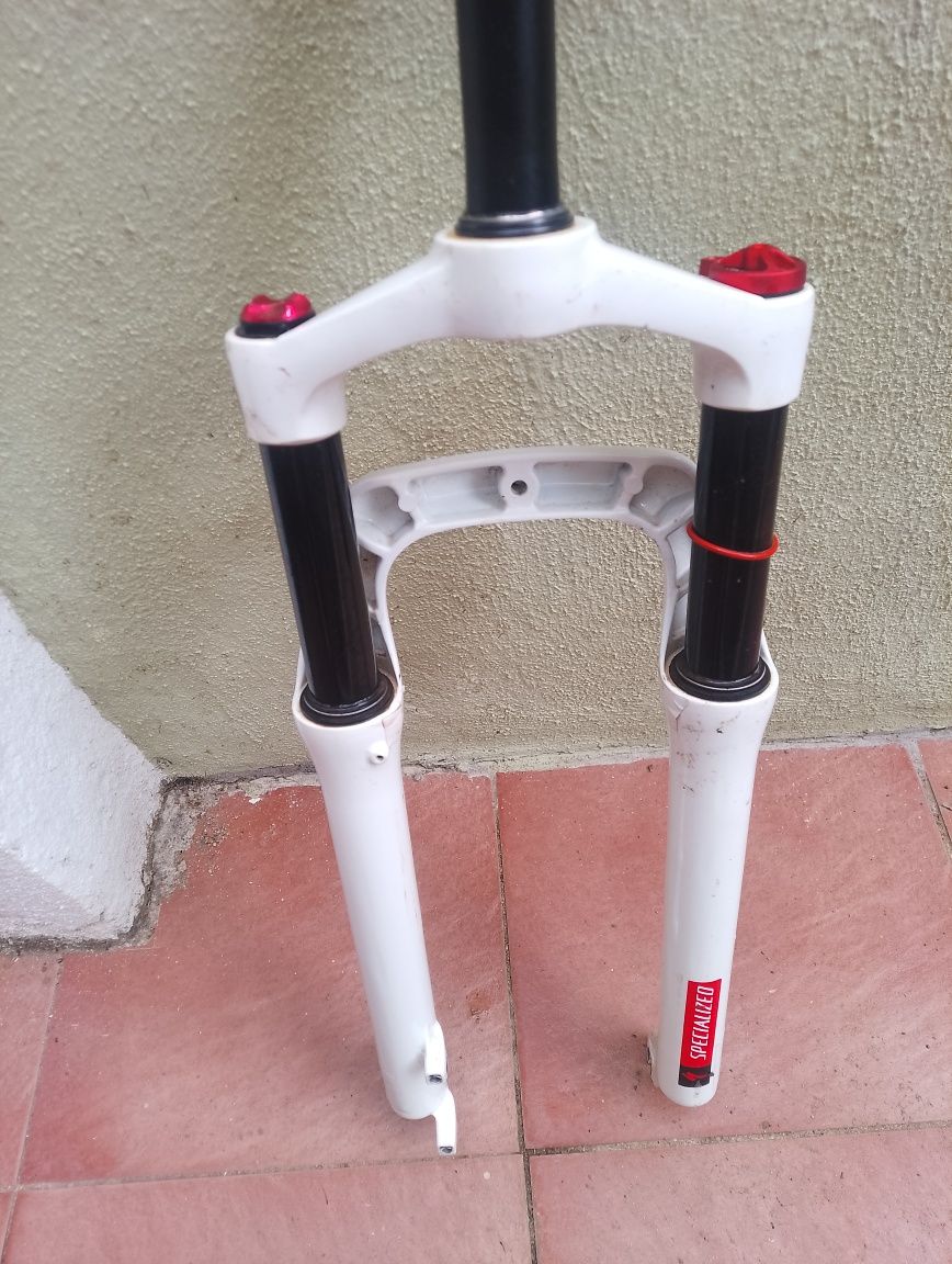 Suspensão fatbike rockshock