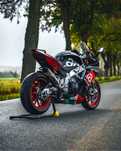 Aprilia RSV4 RF 1000