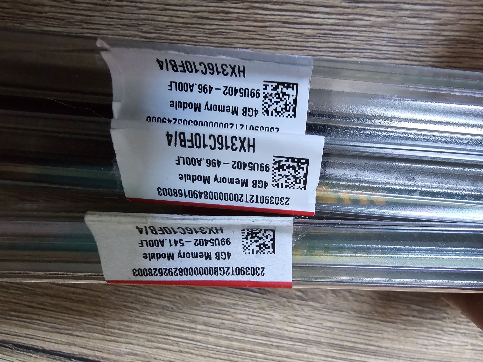3 sztuki Pamięci RAM Hyper 4GB DDR3 1600 CL10