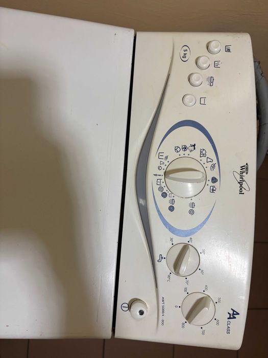 Pralka firmy Whirlpool do naprawy lub na części