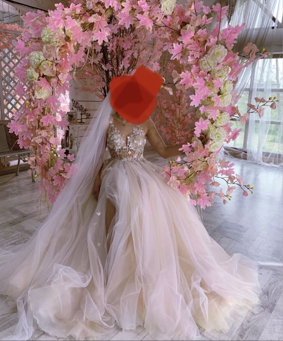 Patrycja Kujawa suknia ślubna tiulowa księżniczkowa  36/38