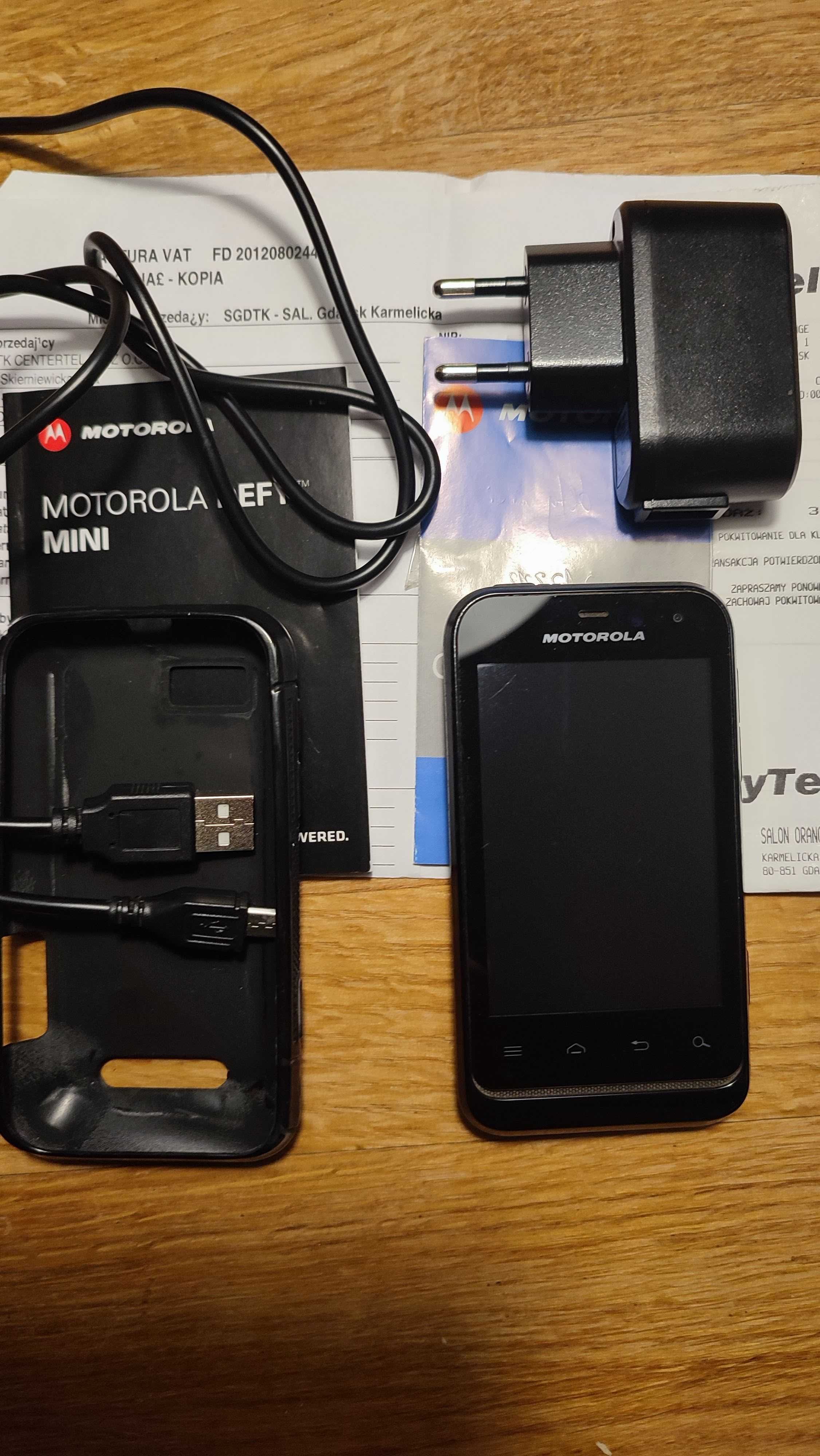 Motorola Defy Mini komplet kolekcjonerski