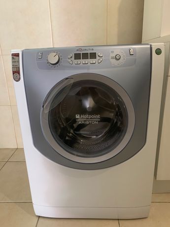 Máquina de lavar roupa Ariston 8kg