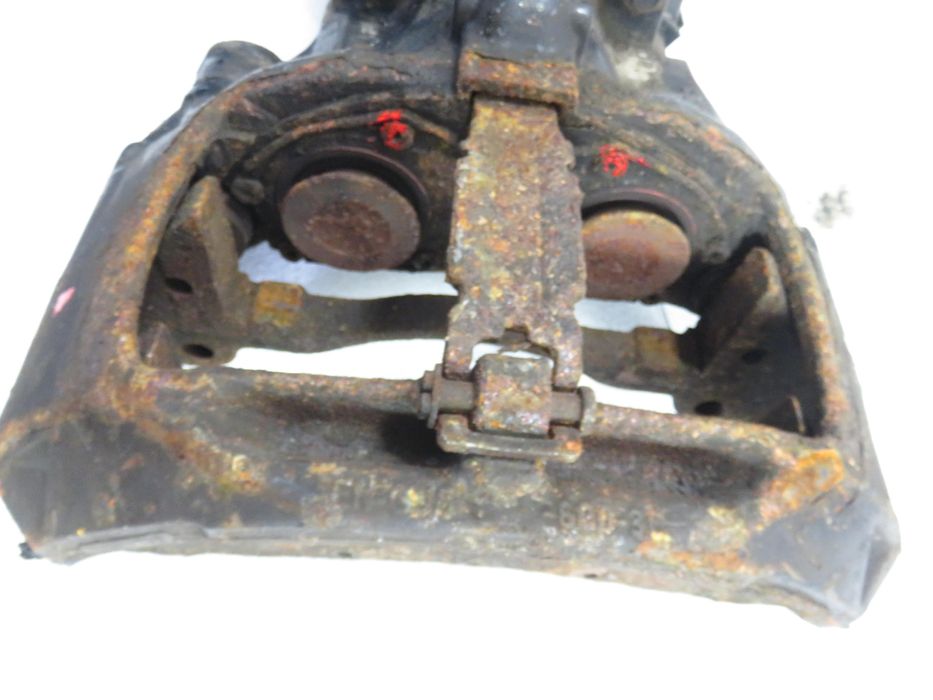 Zacisk Lewy Tył Scania R I R450 R6 - Dc 13.147 Euro6