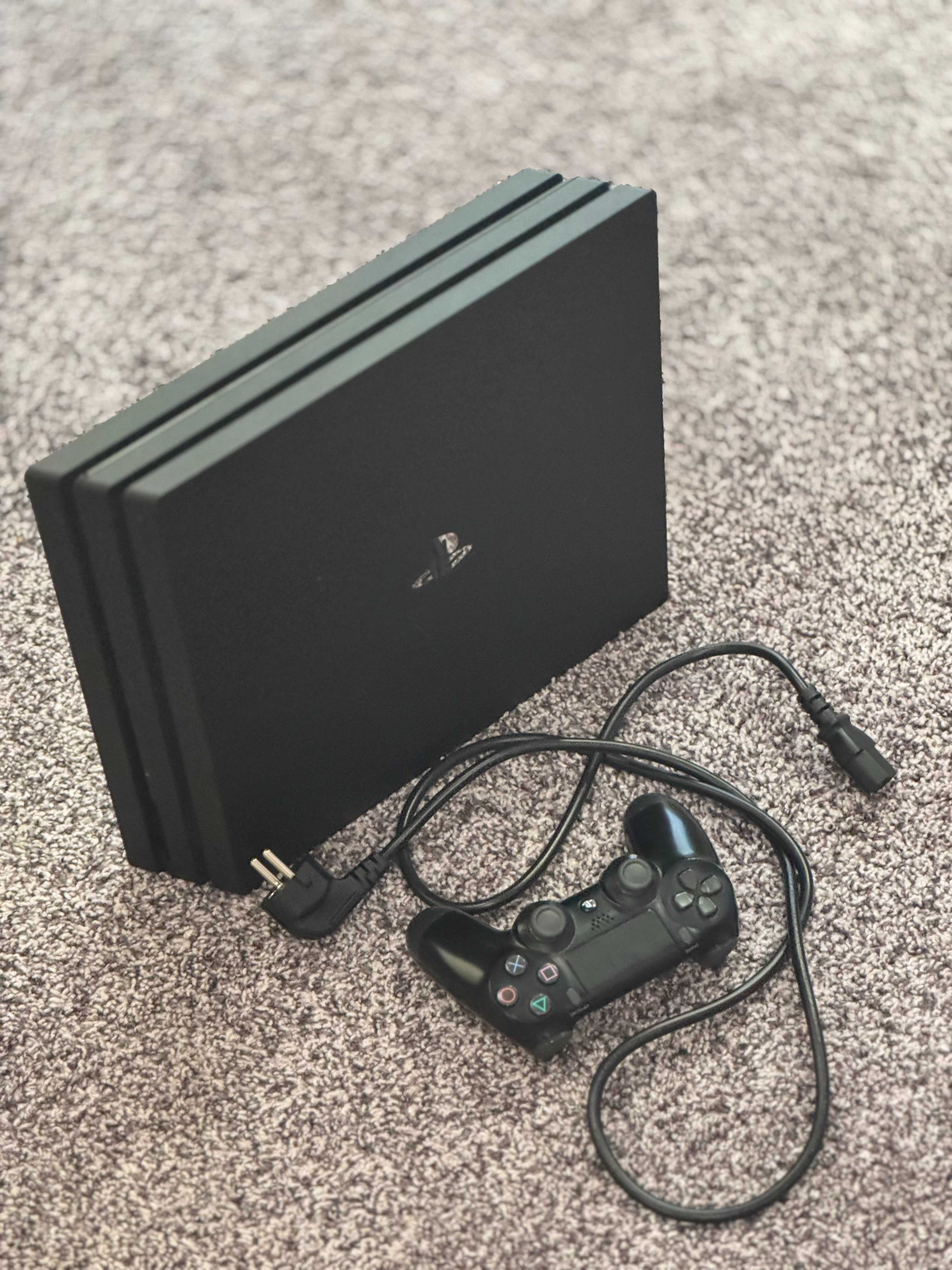 PlayStation 4 Pro 1TB + геймпад, ідеальний стан