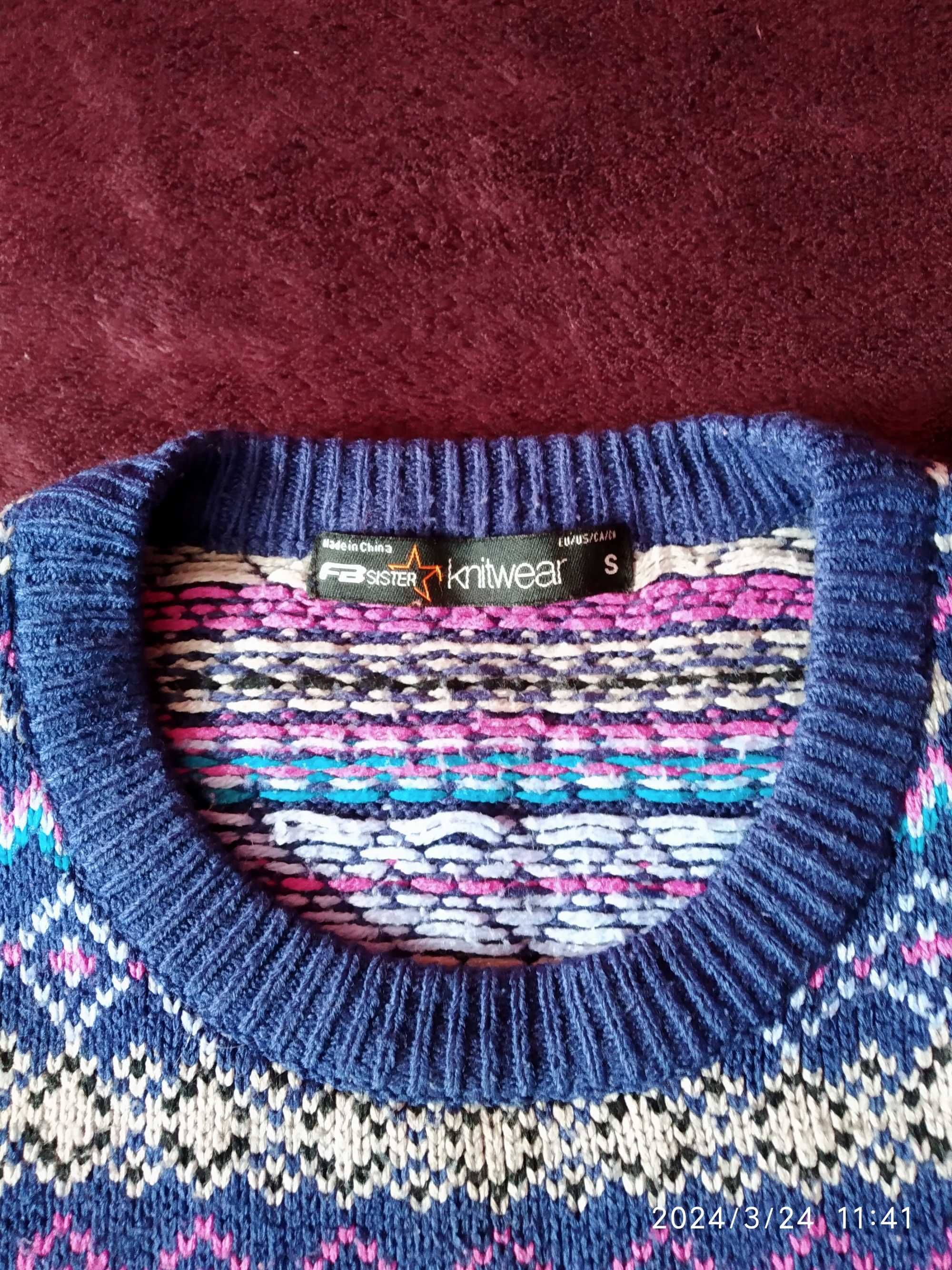 Sweter wzorzysty rozmiar S
