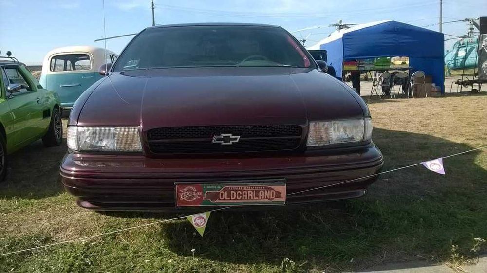 Chevrolet Caprice 1994г 4.3л продам