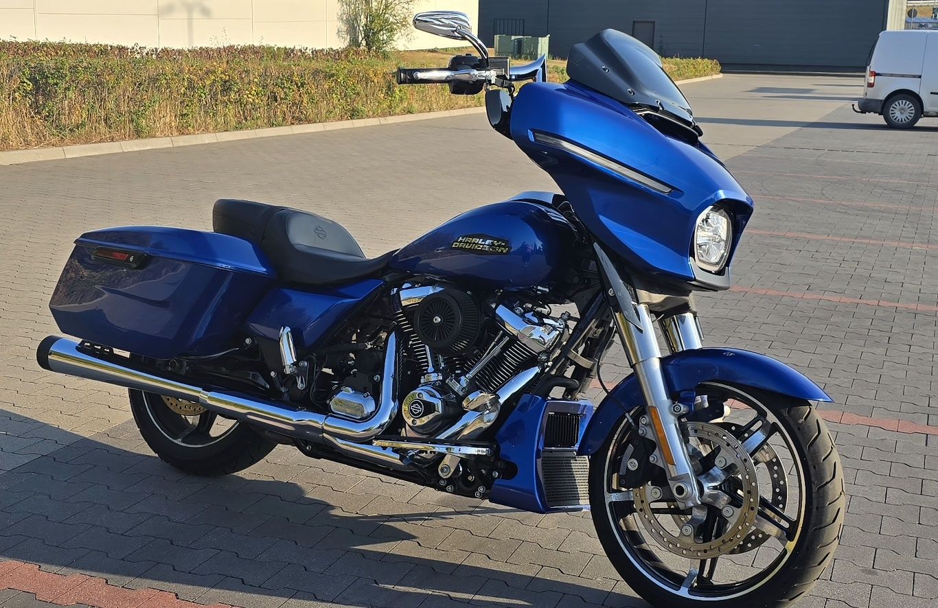 Harley Davidson  Street Glide  2024