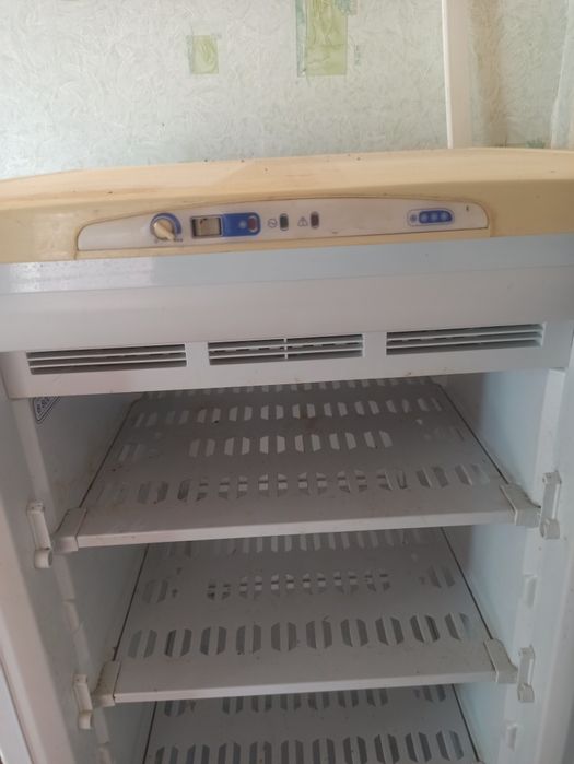 Морозильна камера 140 см*57 см. Воскресенськ