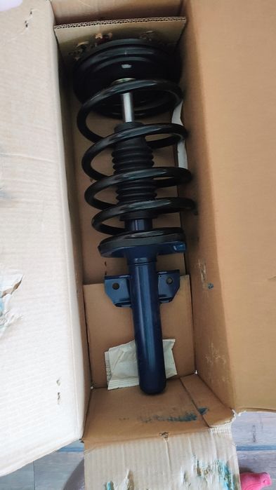 Ford windstar 1995 monroe передние стойки в сборе