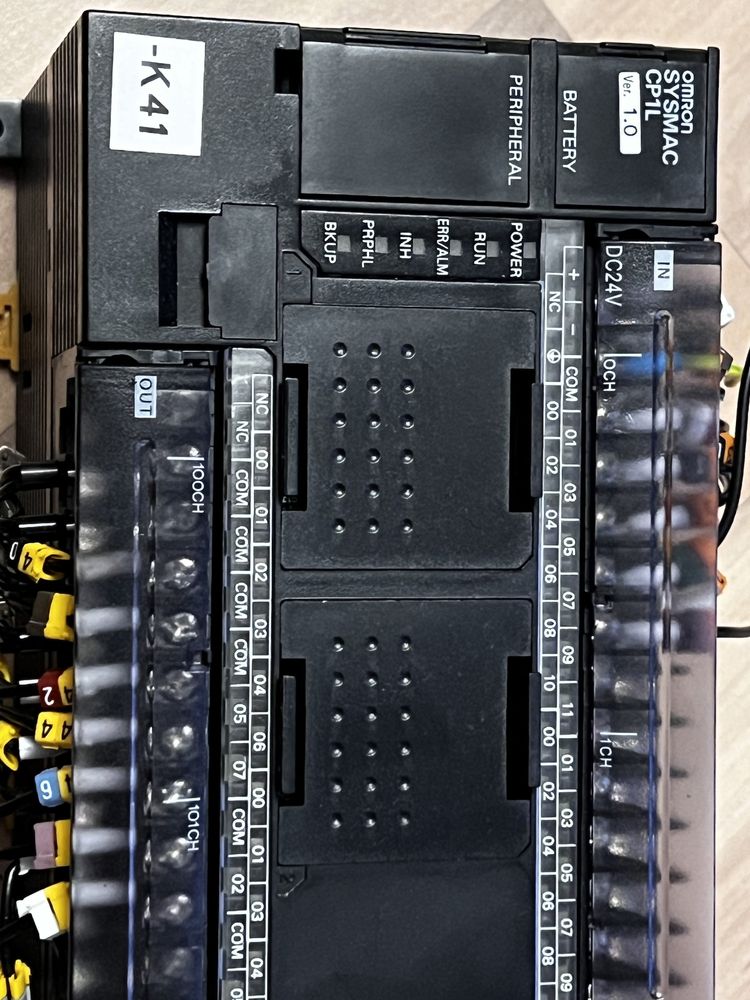 Moduł CPU Omron CP1L-M40DT1-D