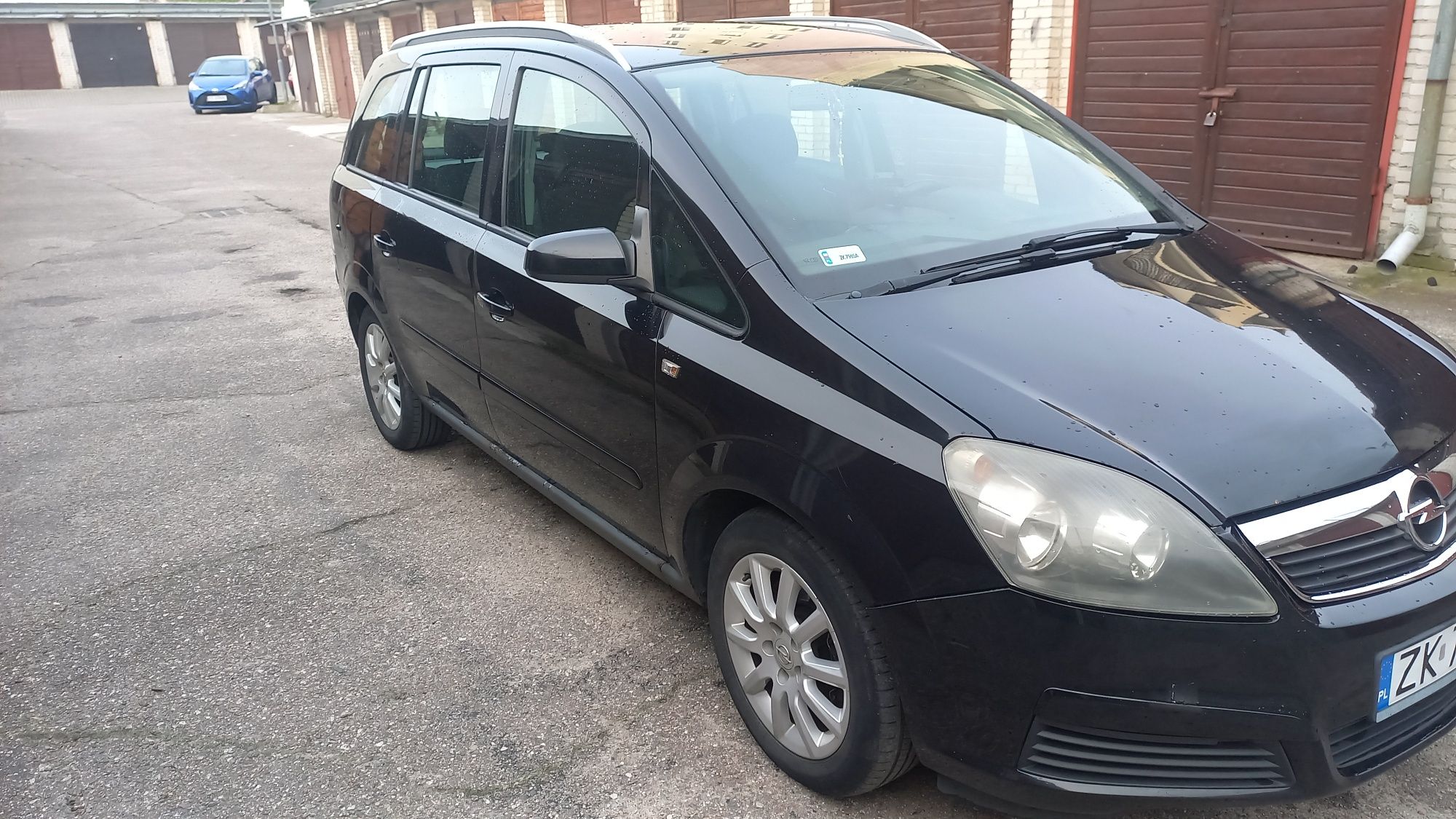 Opel zafira 1.9 cdti