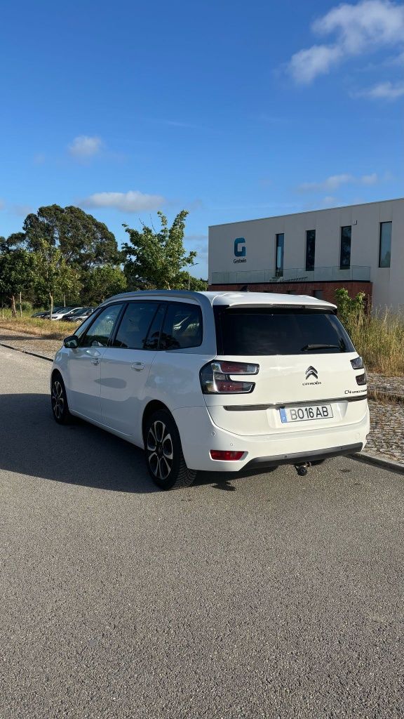 CITROËN C4 SPACETOUR (com empresa incluída)