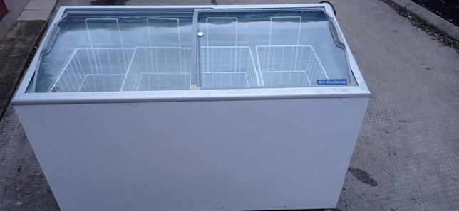 Холодильная витрина-ларь от -5  до + 5 , 300 литров ,400 литров
