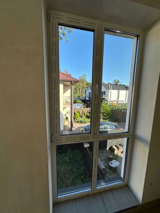 Дуплекс з ремонтом в центрі Ворзеля! Оформлення мінімальне!