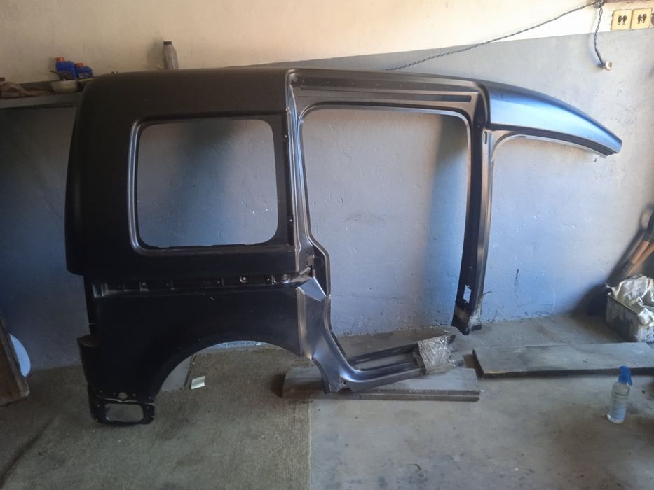 Продаю правый бок Фольксваген-кадди