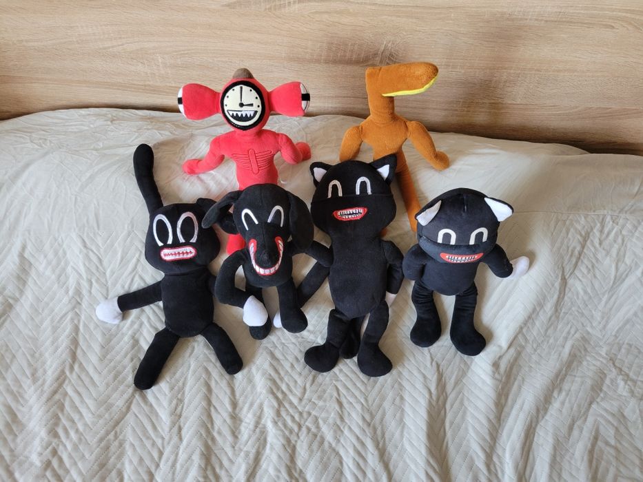 М'які іграшки з серії "Сиреноголовий"