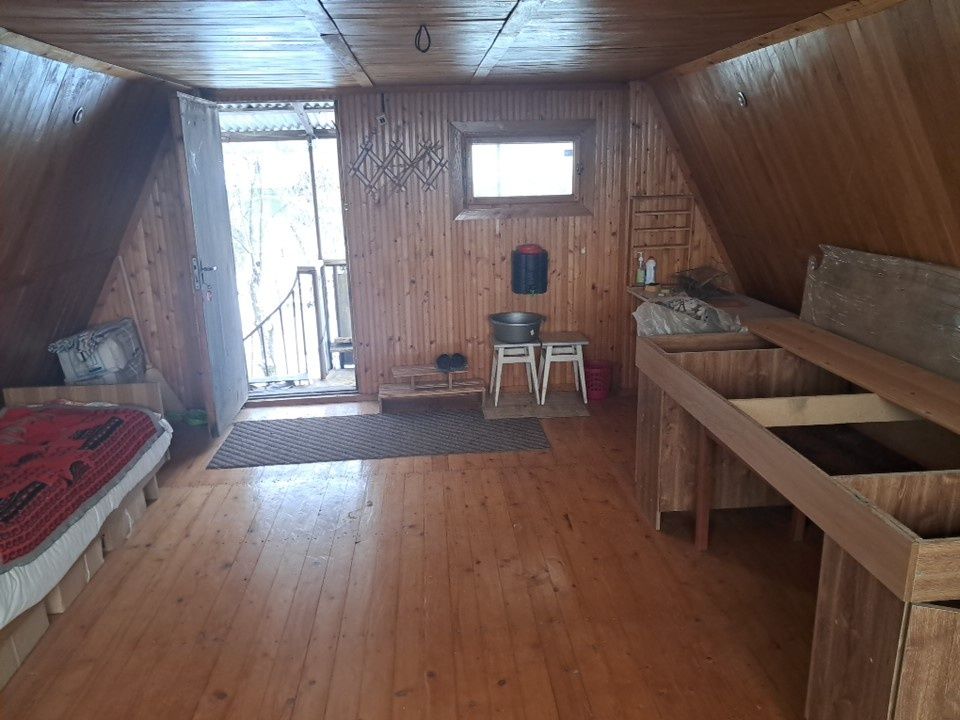 Продам дачу в Оріховиці вище бази відпочинку