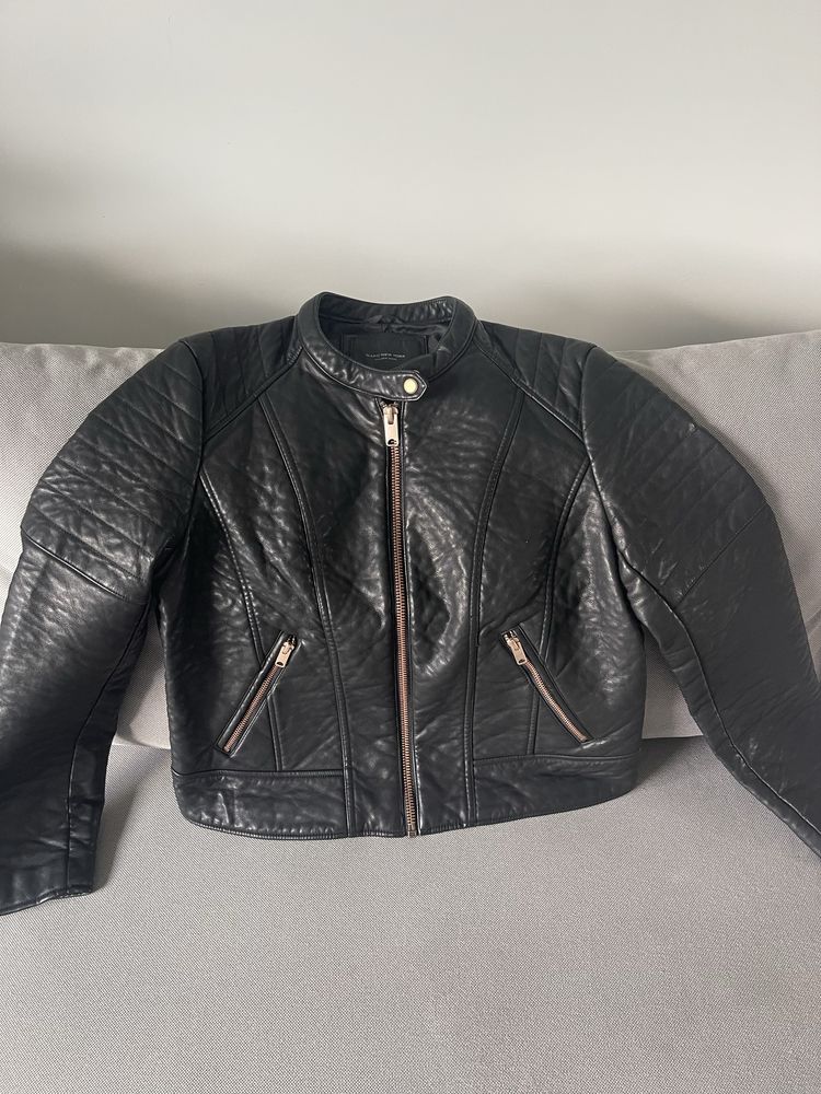 Продам жіночу куртку MARC NEW YORK