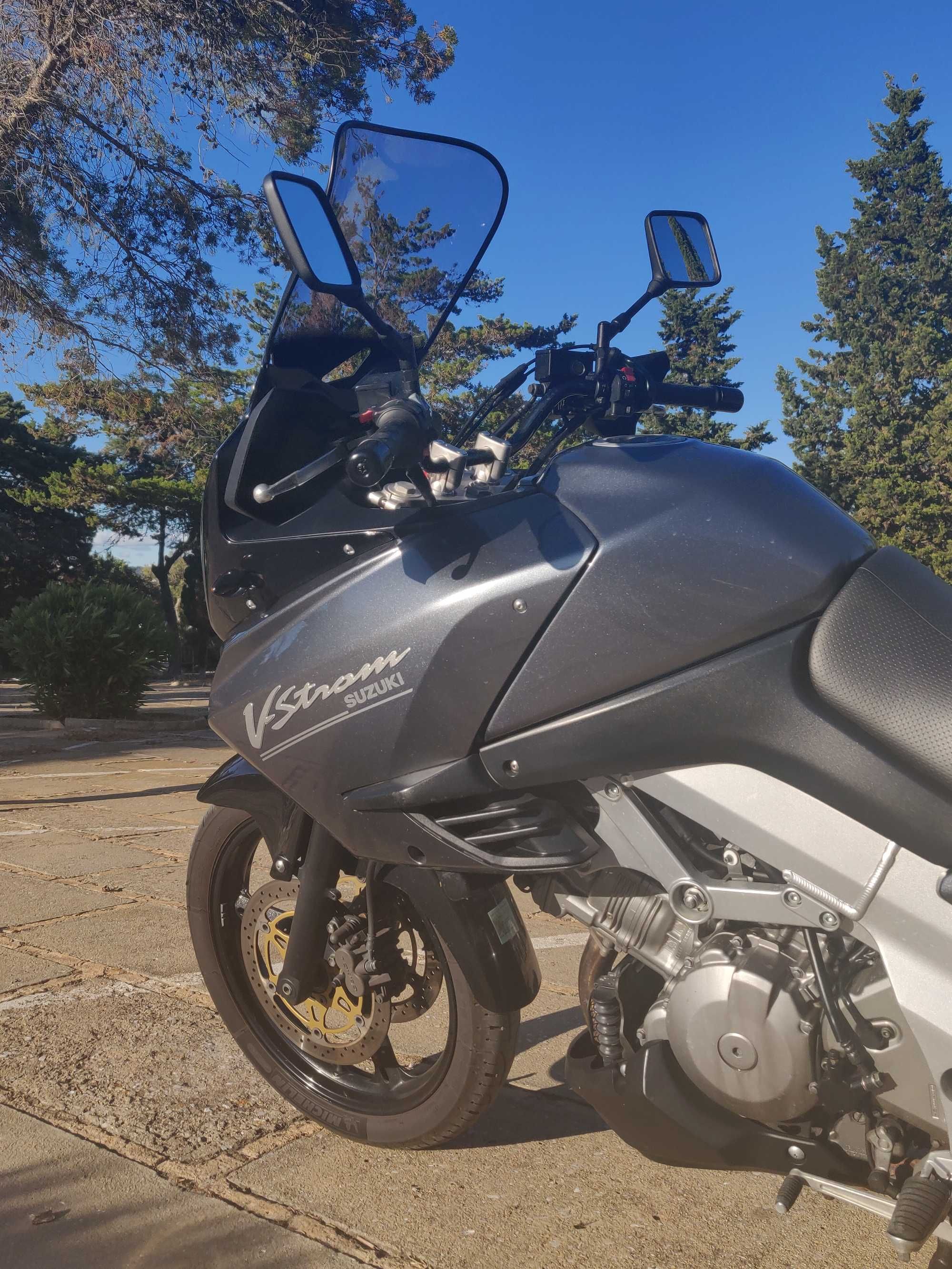 Suzuki DL 1000 V-Strom