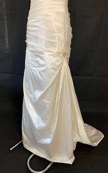 Nowa klasyczna suknia ślubna Linia A 40 Satynowa Drapowana fit flare