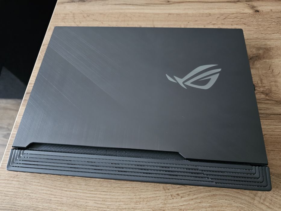 Asus ROG Strix Scar III