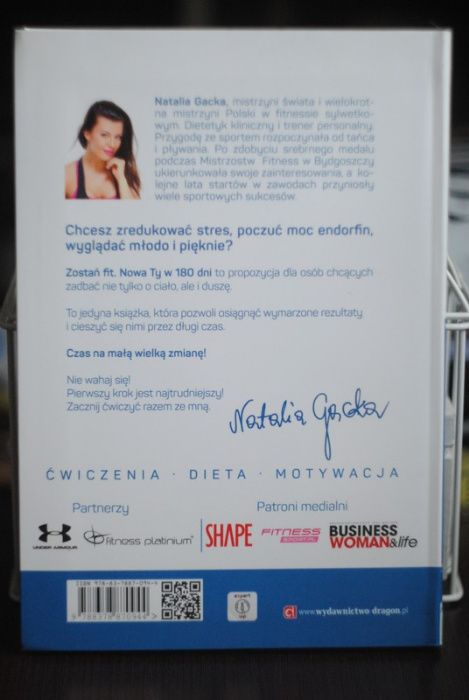 Natalia Gacka - książka - fitness ćwiczenia dla kobiet Zostań fit.