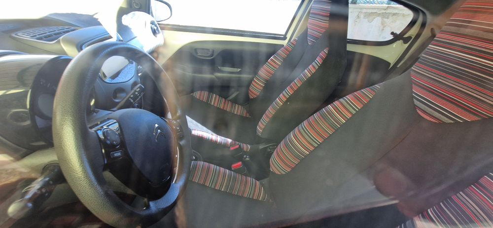 Citroen C1  com poucos kilometros