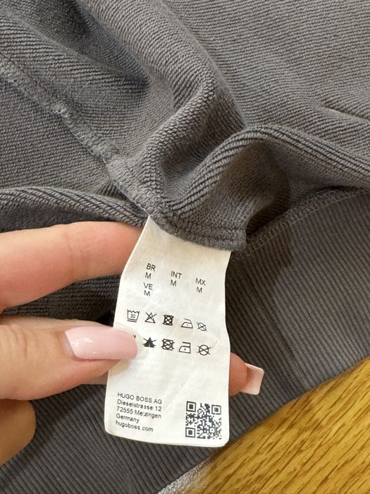 Чоловіча брендова кофта HUGO(оригінал)розмір L,в зор.Стані