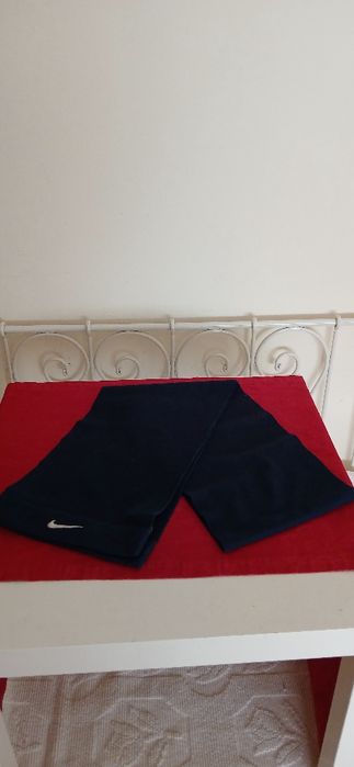 Cachecol azul escuro, Nike